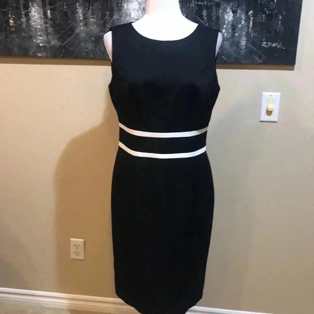 Black Label by Evan-Picone Contrast-Black & White Trim Waist Lined Dress-Size 8